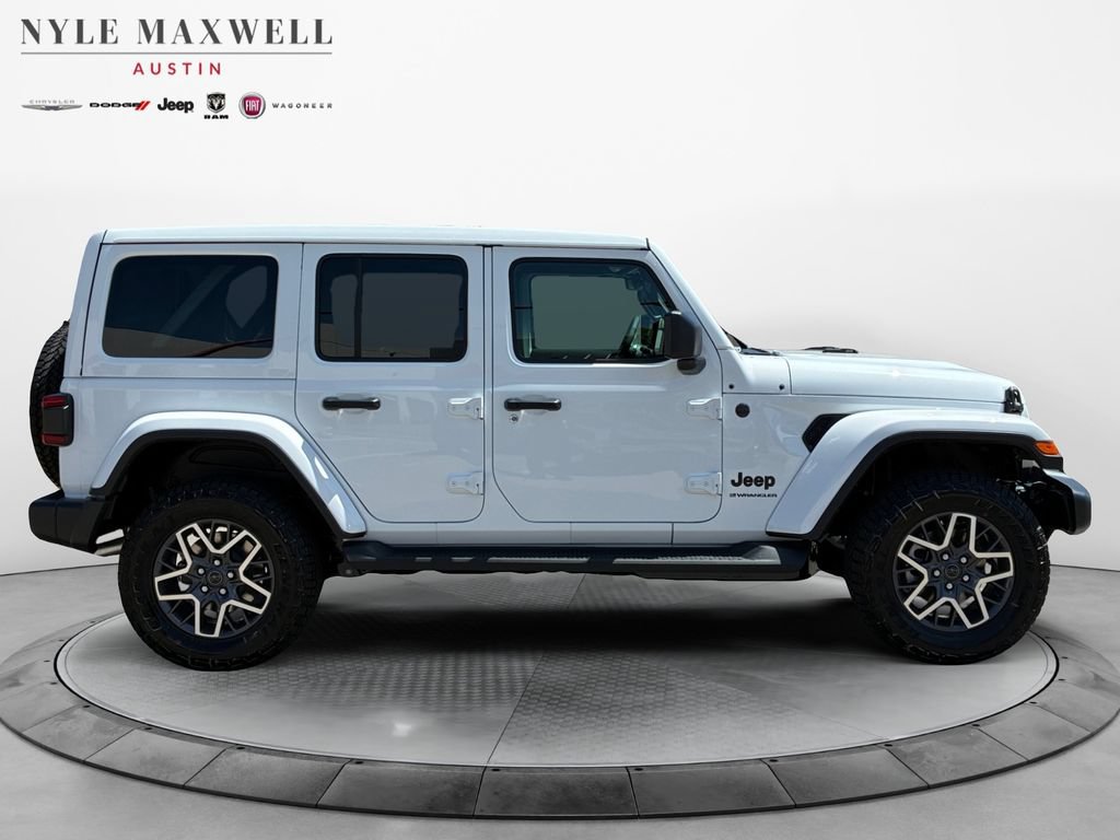New 2026 Jeep Wrangler Unlimited Sahara AWD/4WD image 17
