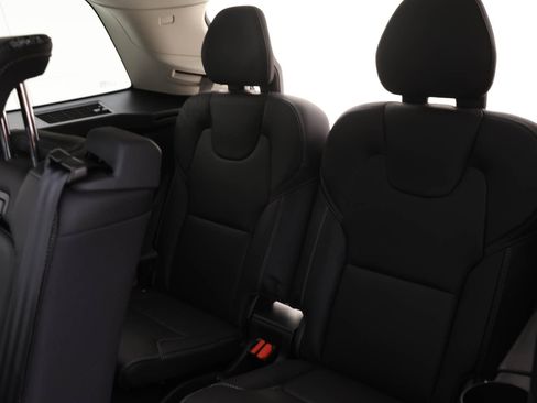 New 2025 Volvo XC90 B6 Ultra image 14