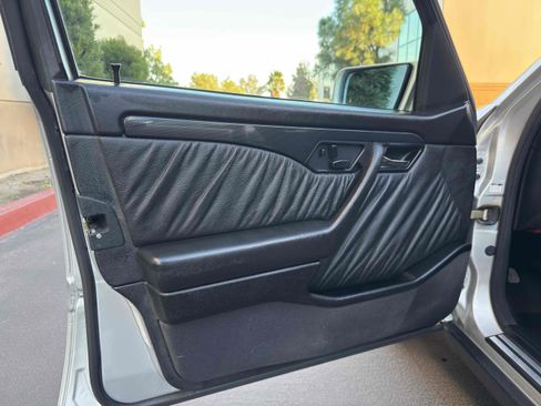 Used 1996 Mercedes-Benz C 280 Sedan image 56