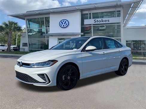 New 2026 Volkswagen Jetta SE image 8