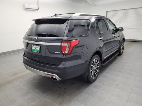 Used 2017 Ford Explorer Platinum image 9