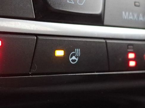 Used 2021 Ford Escape SE w/ Cold Weather Package image 25