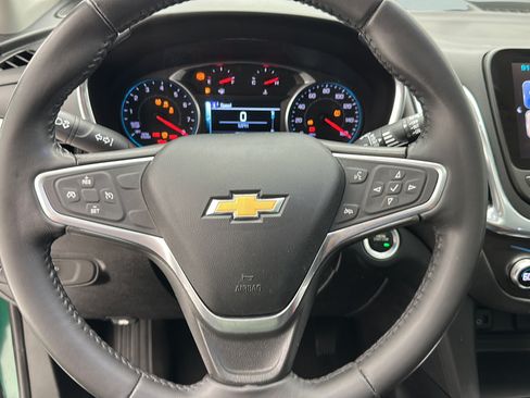 Used 2018 Chevrolet Equinox LT w/ Sun & Infotainment Package AWD/4WD image 17