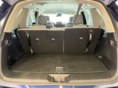 Used 2025 Honda Pilot EX-L image 7