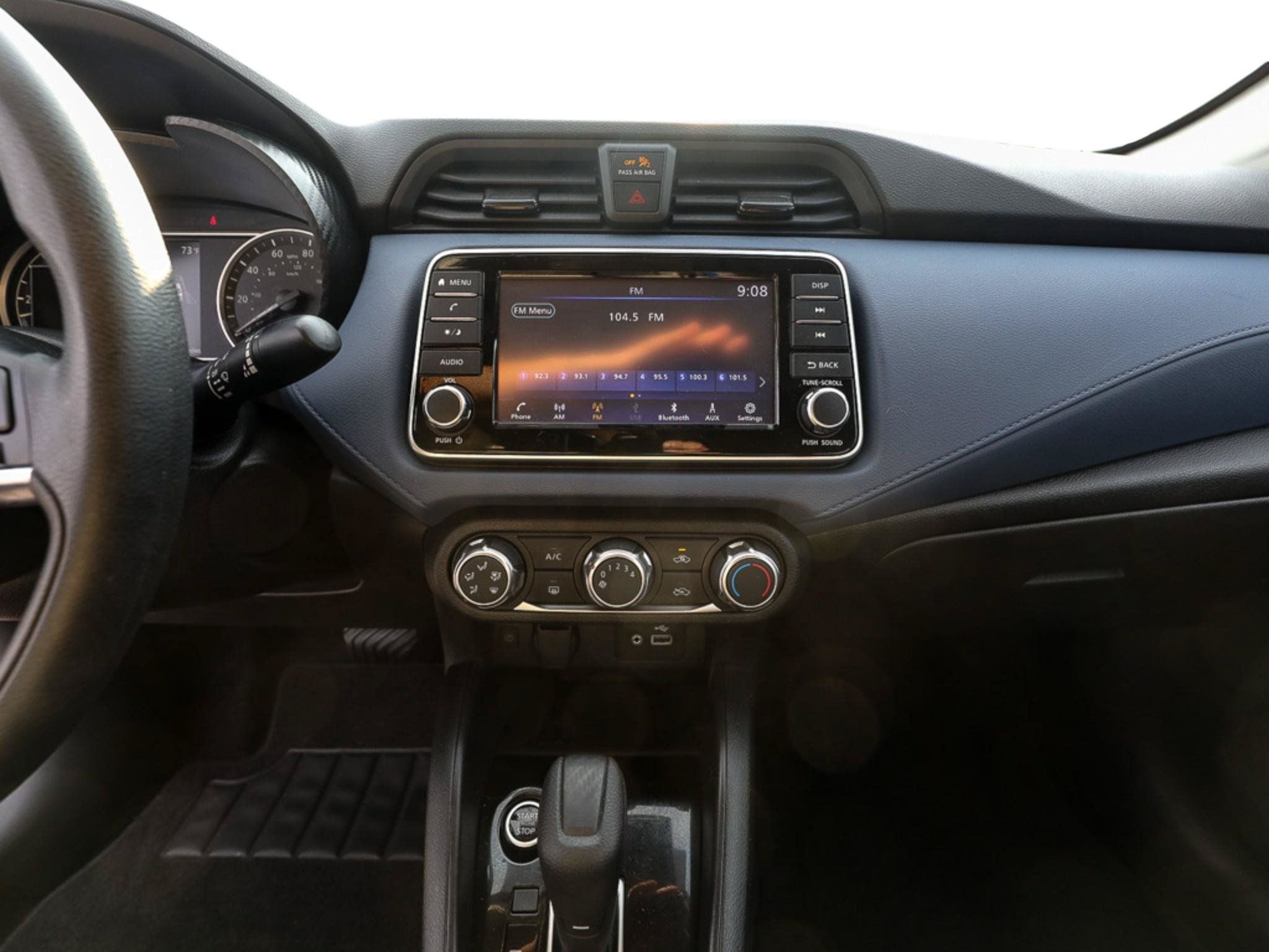 Used 2023 Nissan Versa SV FWD image 16
