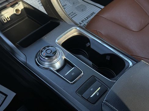 Used 2019 Ford Fusion Energi Titanium image 24