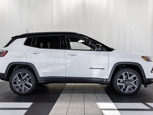 New 2026 Jeep Compass Limited image 3