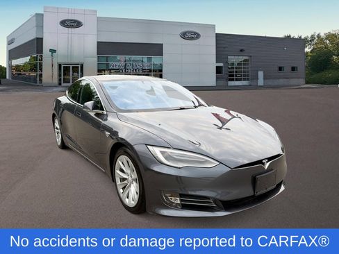 Used 2019 Tesla Model S 75D AWD/4WD image 2