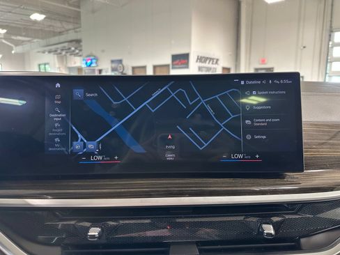Used 2023 BMW X7 xDrive40i AWD/4WD image 26