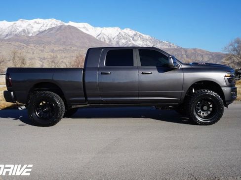 Used 2026 RAM 3500 Laramie image 10