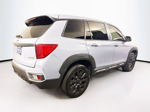 Used 2023 Honda Passport EX-L image 10
