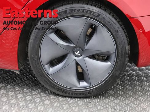 Used 2018 Tesla Model 3 Long Range RWD image 27