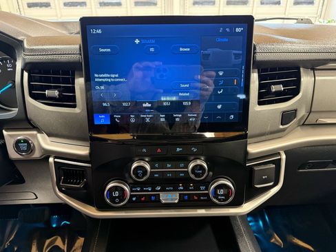 Used 2024 Ford Expedition Max XLT AWD/4WD image 17