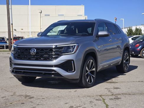 New 2026 Volkswagen Atlas Cross Sport SEL Premium R-Line AWD/4WD image 2