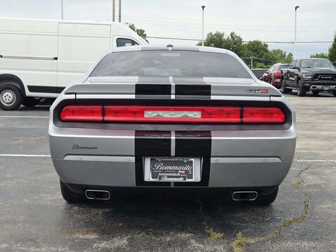 Used 2014 Dodge Challenger SRT8 w/ Harman/Kardon Audio Group RWD image 4