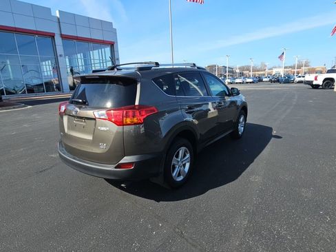 Used 2013 Toyota RAV4 XLE image 3