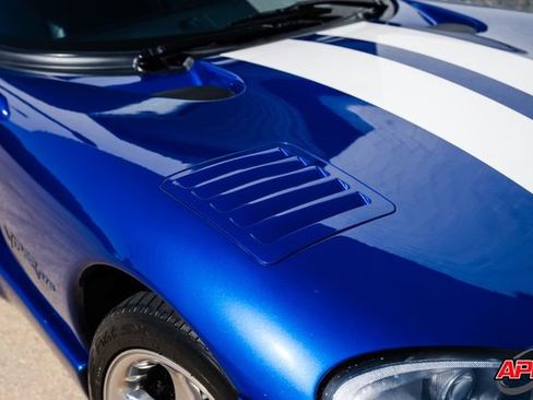 Used 1996 Dodge Viper GTS image 24