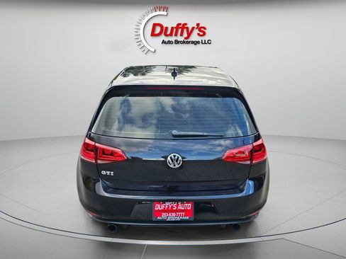 Used 2015 Volkswagen GTI SE image 17