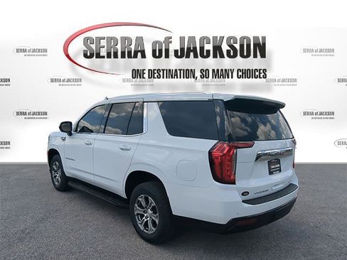 Used 2023 GMC Yukon SLE image 7