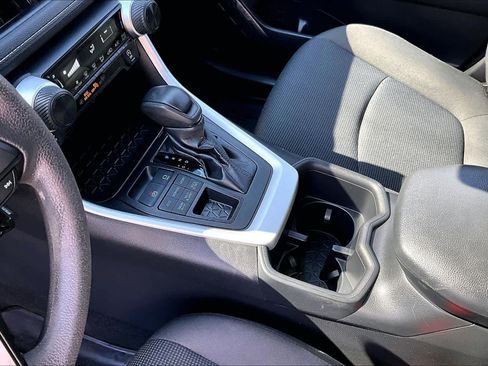 Used 2023 Toyota RAV4 LE AWD/4WD image 15