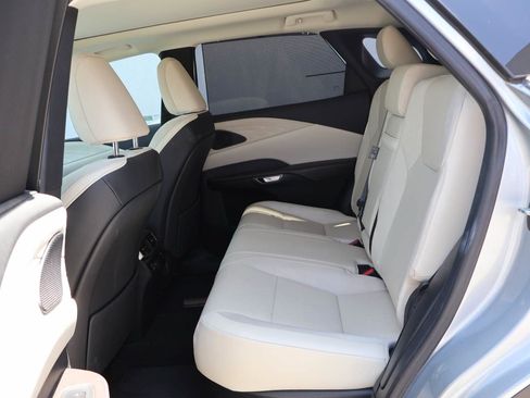 Used 2023 Lexus RX 350 FWD w/ Cold Area Package image 10