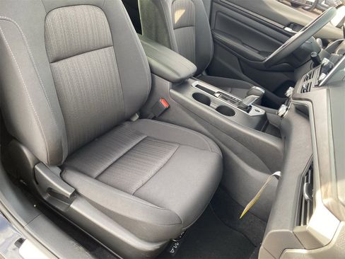 New 2025 Nissan Altima 2.5 SV image 11