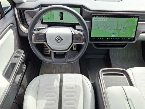 Used 2024 Rivian R1S Adventure image 11