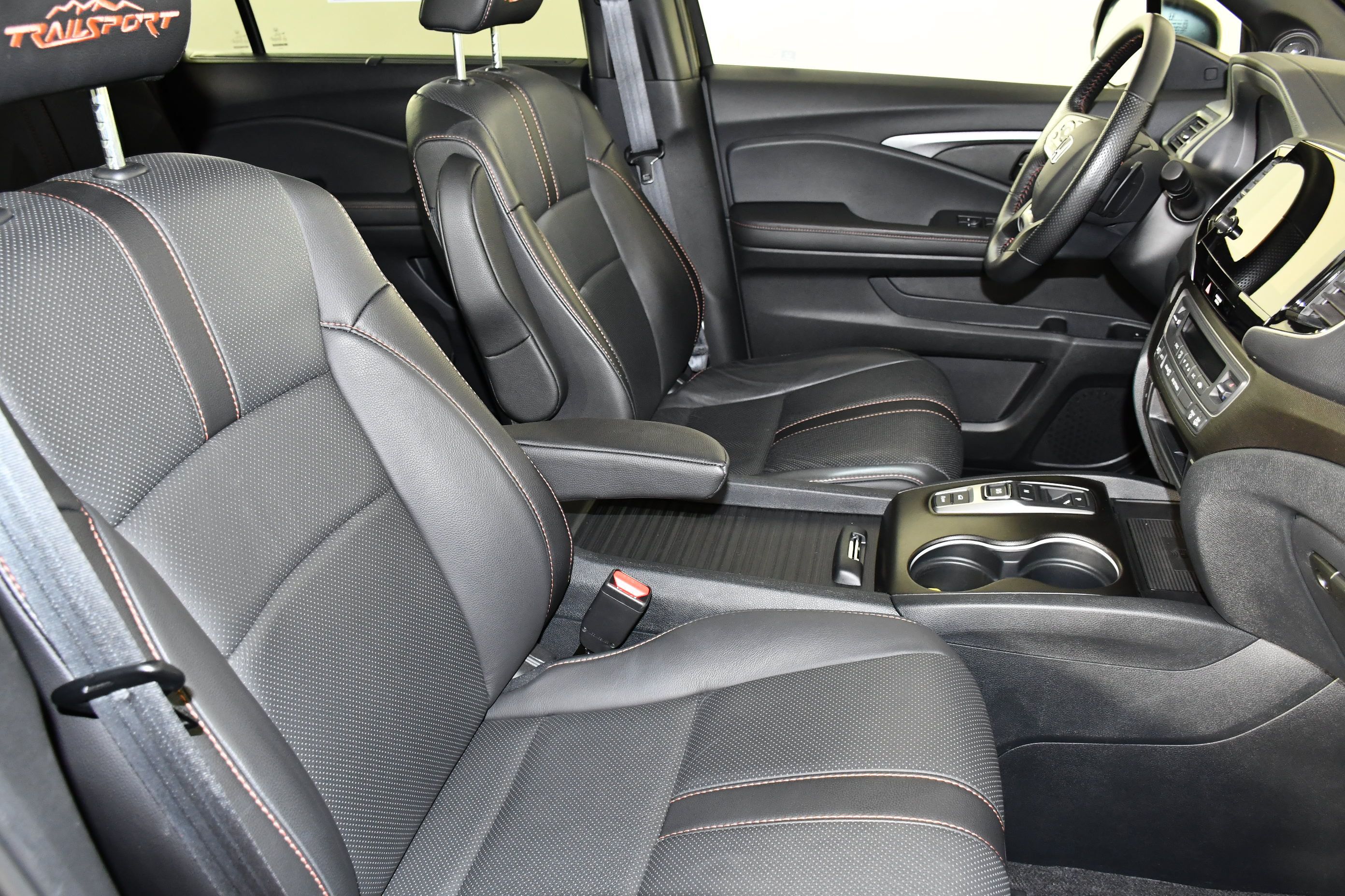 Certified 2023 Honda Passport TrailSport image 43
