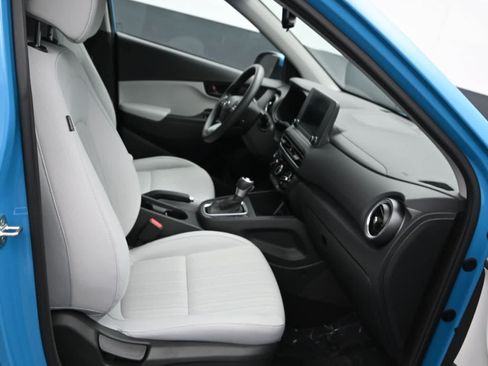 Used 2022 Hyundai Kona SEL AWD/4WD image 11