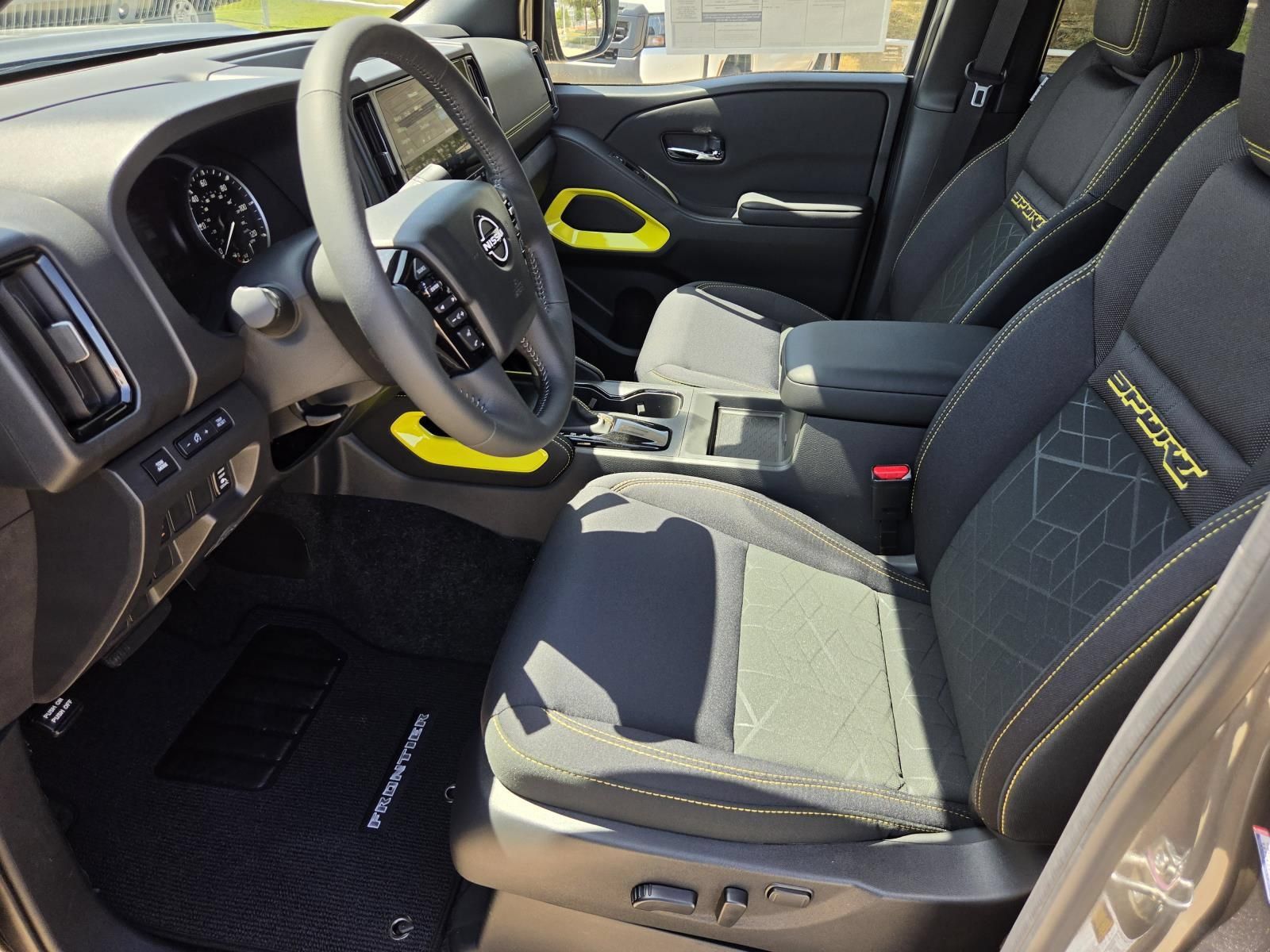 New 2027 Nissan Frontier SV w/ SV Convenience Package RWD image 18