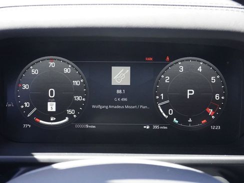 New 2026 Land Rover Defender 110 X-Dynamic SE AWD/4WD image 11