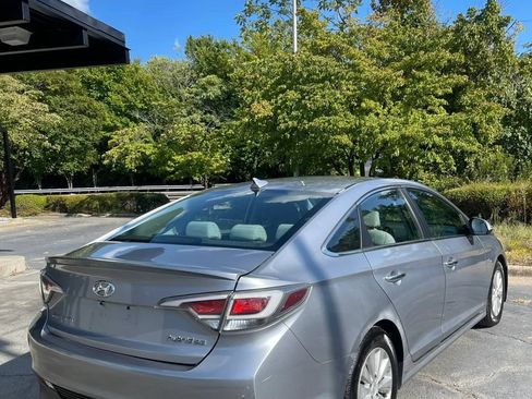 Used 2016 Hyundai Sonata SE FWD image 8