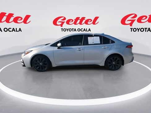Used 2023 Toyota Corolla SE image 5