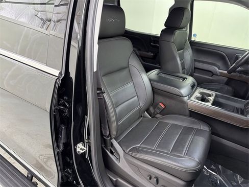 Used 2017 GMC Sierra 1500 Denali w/ Denali Ultimate Package image 18