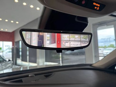 Used 2023 Buick Envision Avenir FWD image 23