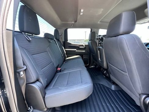 Used 2022 Chevrolet Silverado 1500 LT Trail Boss w/ LPO, Dark Essentials Package AWD/4WD image 29