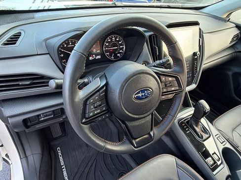 Used 2024 Subaru Crosstrek 2.5i Limited image 31