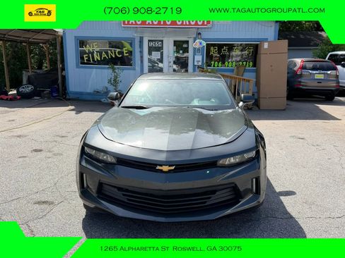 Used 2016 Chevrolet Camaro LT RWD image 2
