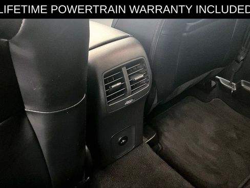 Used 2025 Ford Escape Platinum image 32