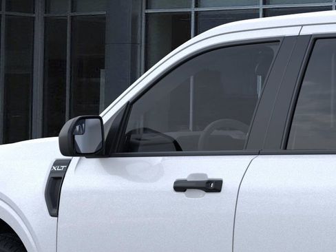 New 2025 Ford Maverick XLT image 21