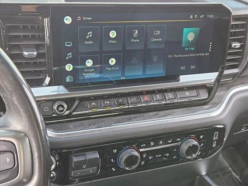 Used 2022 Chevrolet Silverado 1500 LTZ image 12