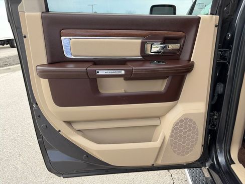 Used 2015 RAM 1500 Laramie w/ Convenience Group image 22