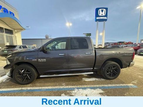 Used 2016 RAM 1500 Classic SLT image 8