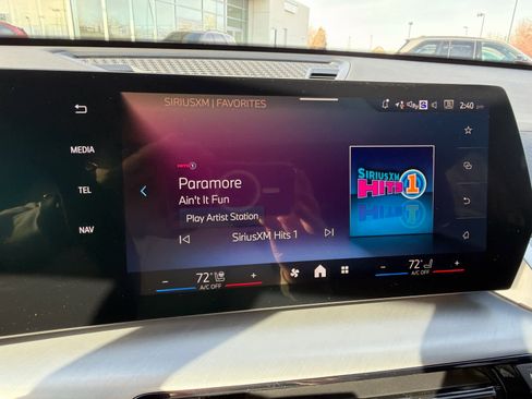 New 2026 BMW X2 xDrive28i w/ M Sport Package image 25