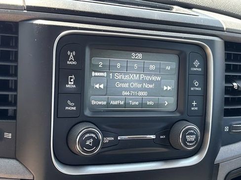 Used 2019 RAM 1500 Express w/ Express Value Package AWD/4WD image 24