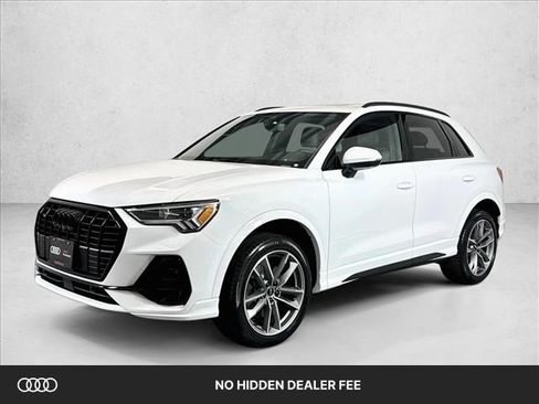 Used 2024 Audi Q3 2.0T Premium Plus w/ Premium Plus Package AWD/4WD image 1