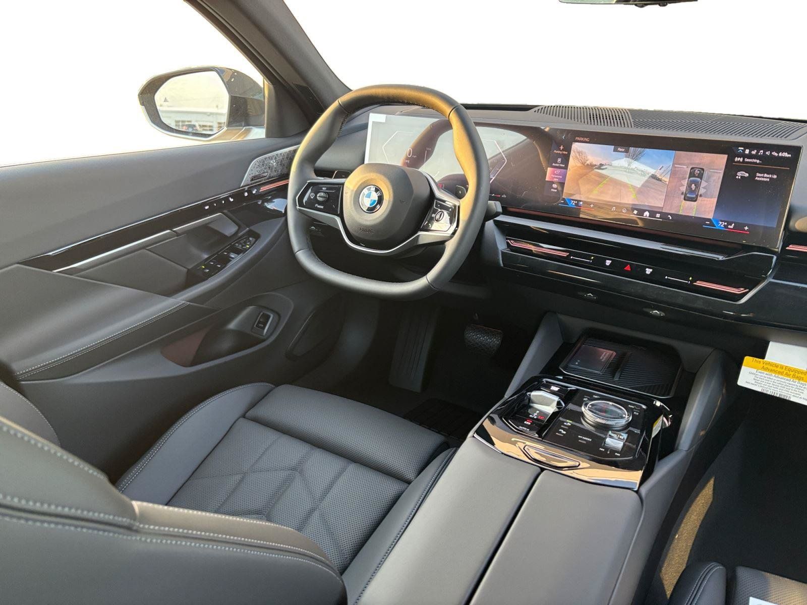 Used 2026 BMW 530i xDrive AWD/4WD image 26