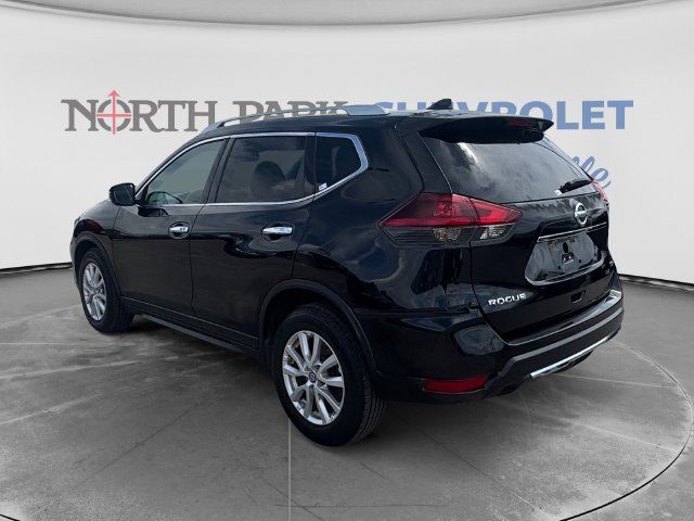 Used 2018 Nissan Rogue SV FWD image 5