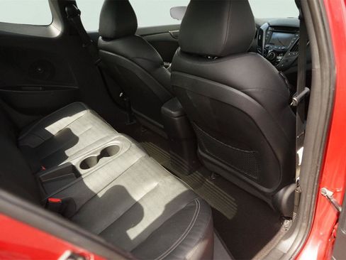 Used 2015 Hyundai Veloster Turbo w/ Option Group 04 FWD image 13
