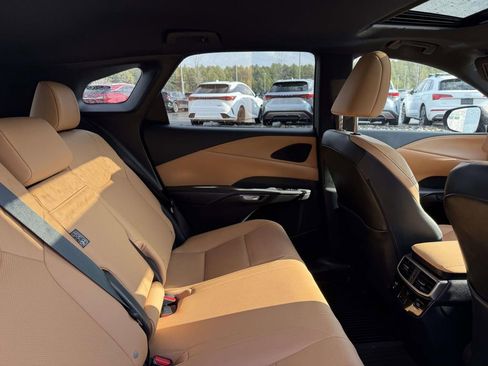 Used 2024 Lexus RX 350 Premium w/ Accessory Package (P2) image 16